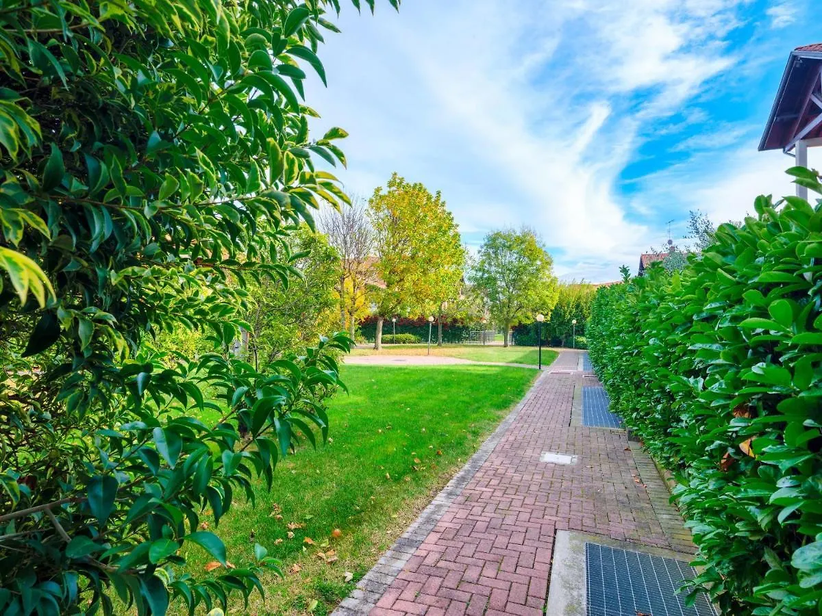 House And Green Sirmione - 2 Rooms Apartment Italia