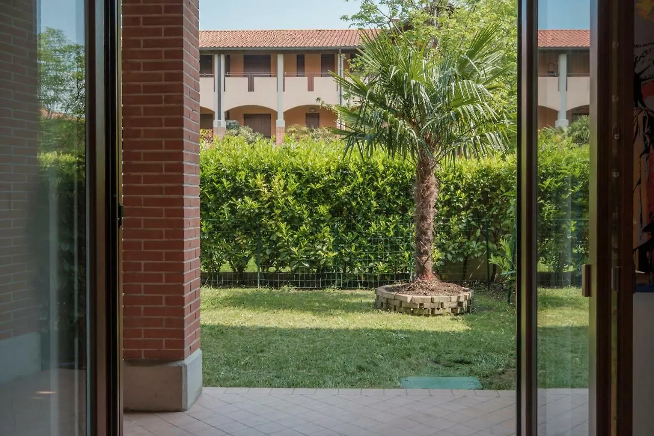 House And Green Sirmione - 2 Rooms Apartment