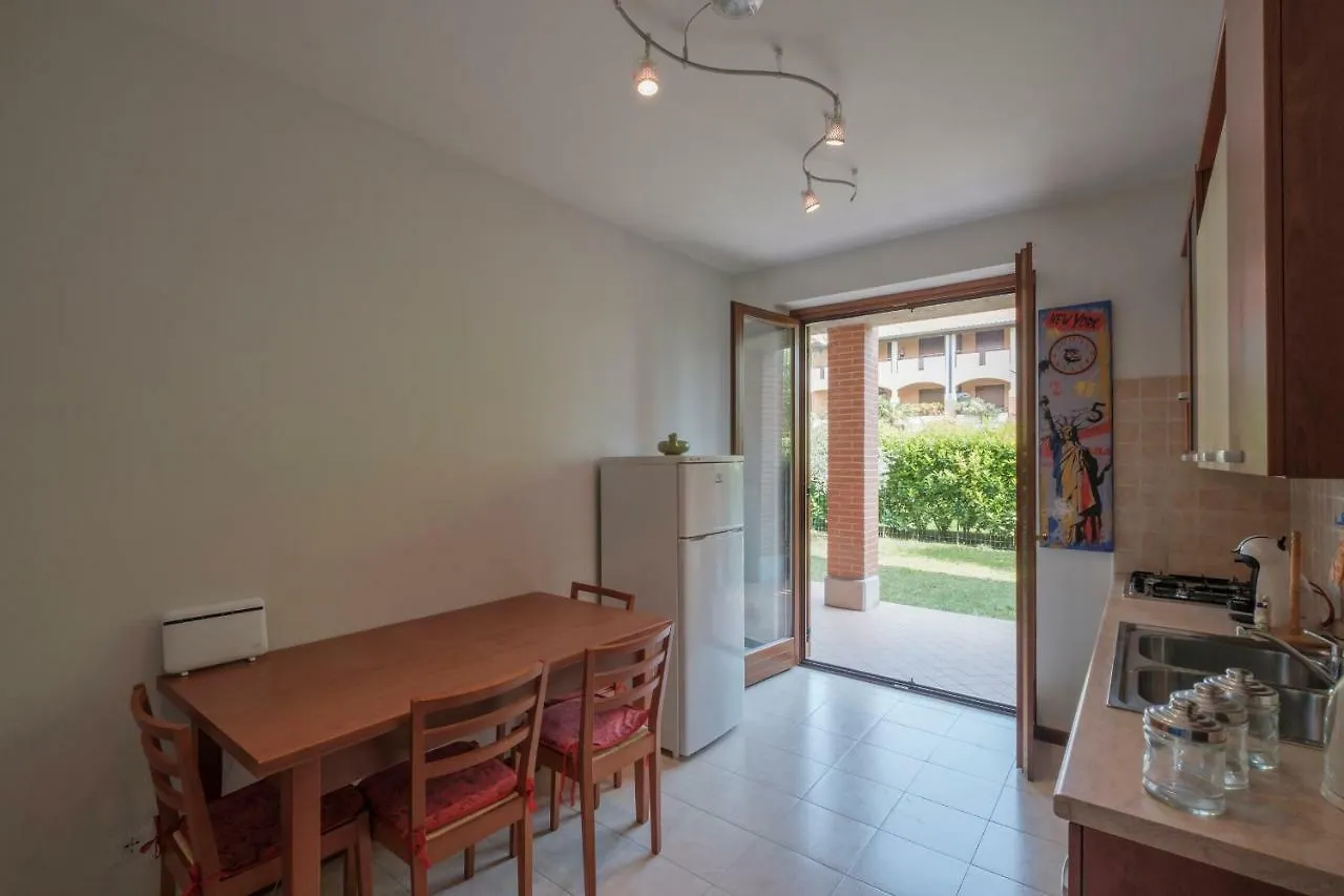 House And Green Sirmione - 2 Rooms Apartment